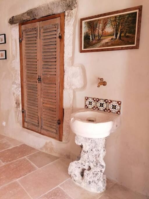 La Maison D'Helene & Antoine A Bonnieux XII Siecle Luaran gambar